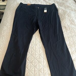 Navy Denver Hayes Flextech 360 Khaki Pants - 46 x 32 - NEW WITH TAGS